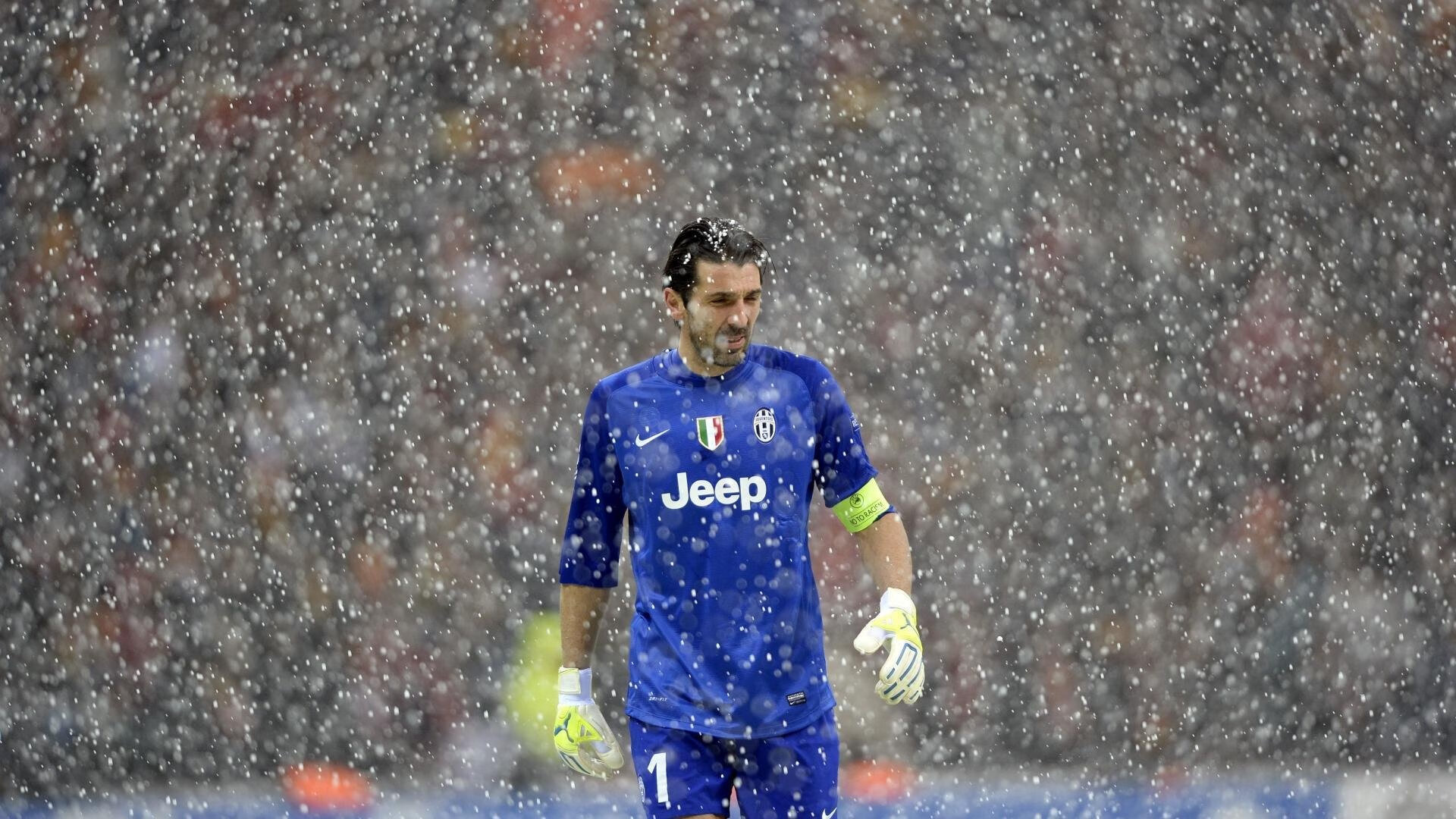 开云·体育全站登录地址-国际赛事在推动本地体育产业发展方面贡献显著,国际体育赛事对举办地的影响